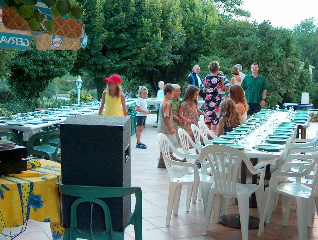 Domaine Des Bridoux Village De Gites Mirabel-aux-Baronnies Zewnętrze zdjęcie
